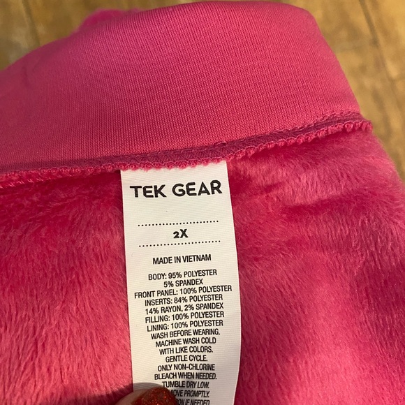 Tek Gear womens jacket/hood
size 2XL - Picture 5 of 7